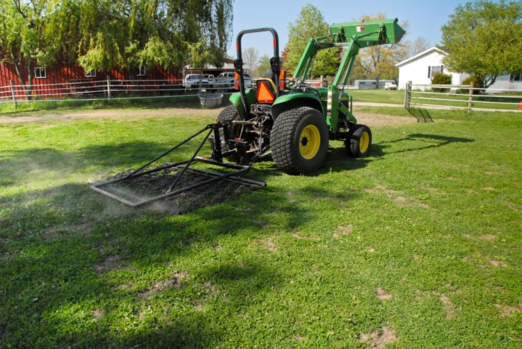 Pull Behind 3-PT Chain Harrow for Tractors