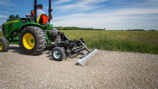 Small Tractor TR3 E-Series Property Edition DIY Gravel Grader