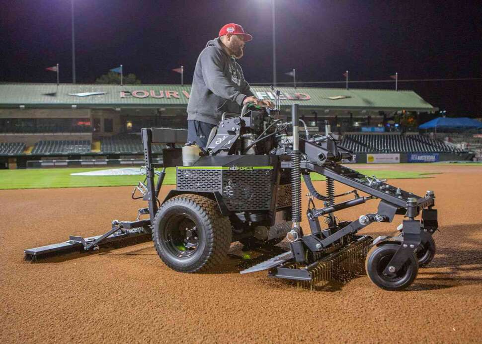 ABI Force z23s – Zero-turn Infield Groomer & Grader (Maintain & Renovate Baseball & Softball Fields)