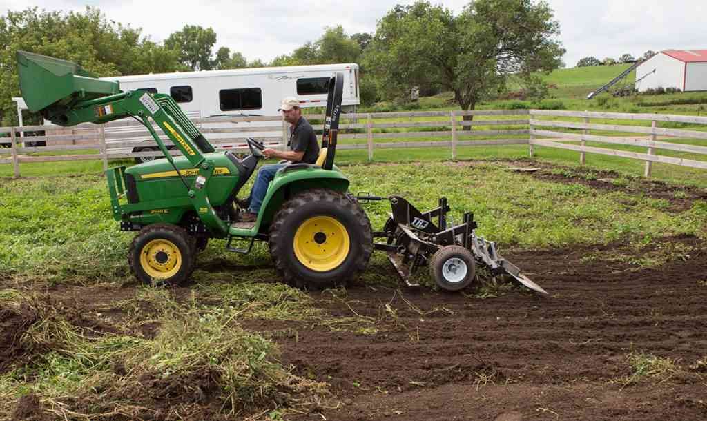 TR3 ESeries Arena Drag Best Selling Arena Equipment by ABI Equine