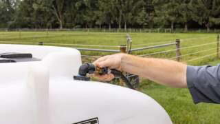 ABI Equine 550 Water Trailer - Filling Tank