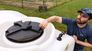 ABI Equine 550 Water Trailer - Opening Tank